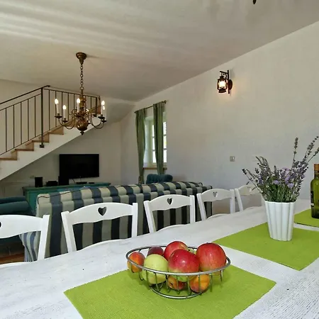 In - Istrien 49831 Holiday home Trviz